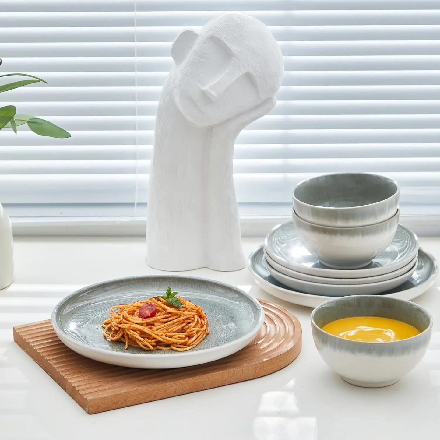 Gradient Green Stoneware Dinnerware Set for 4