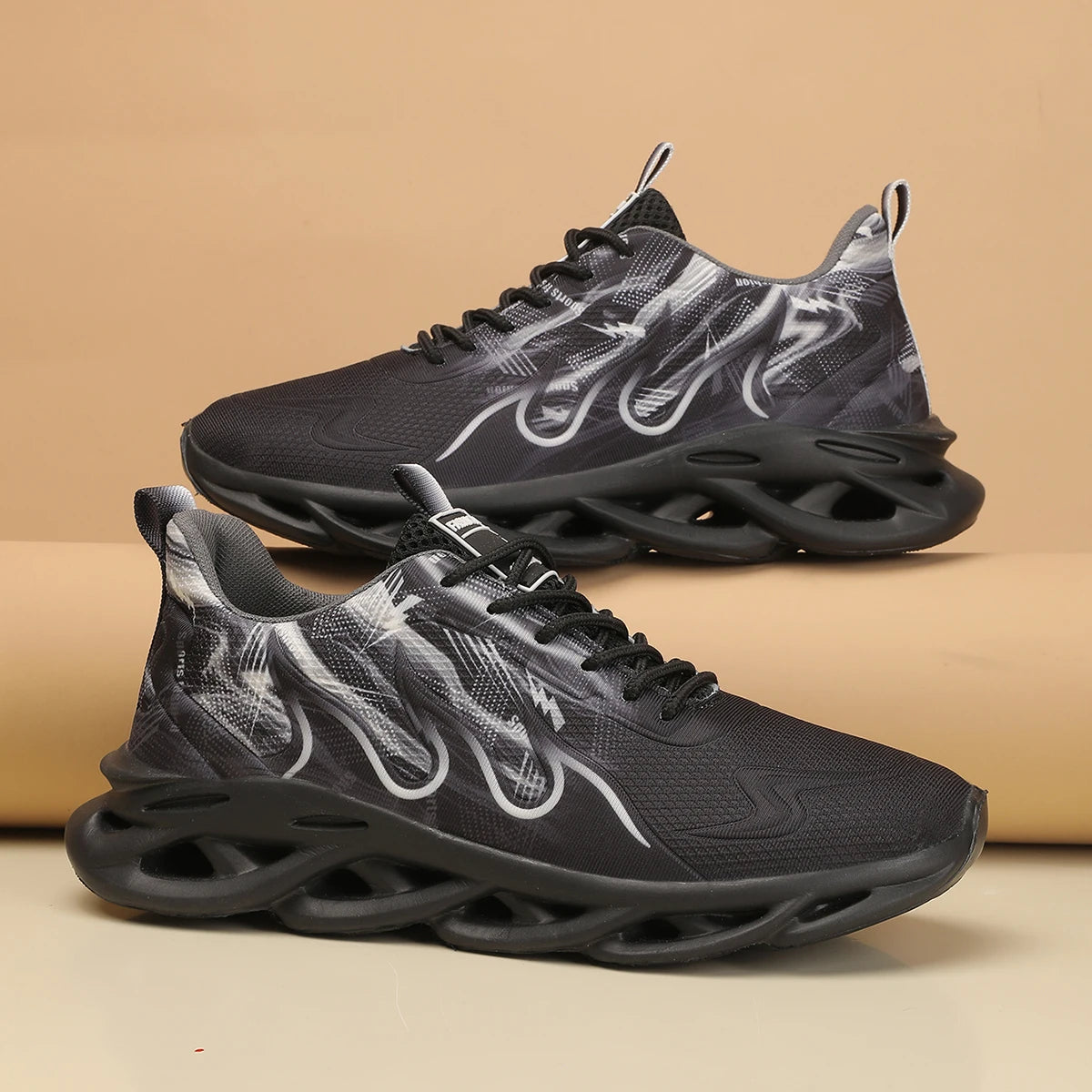 Unisex Lightweight Mesh Breathable Running Shoes