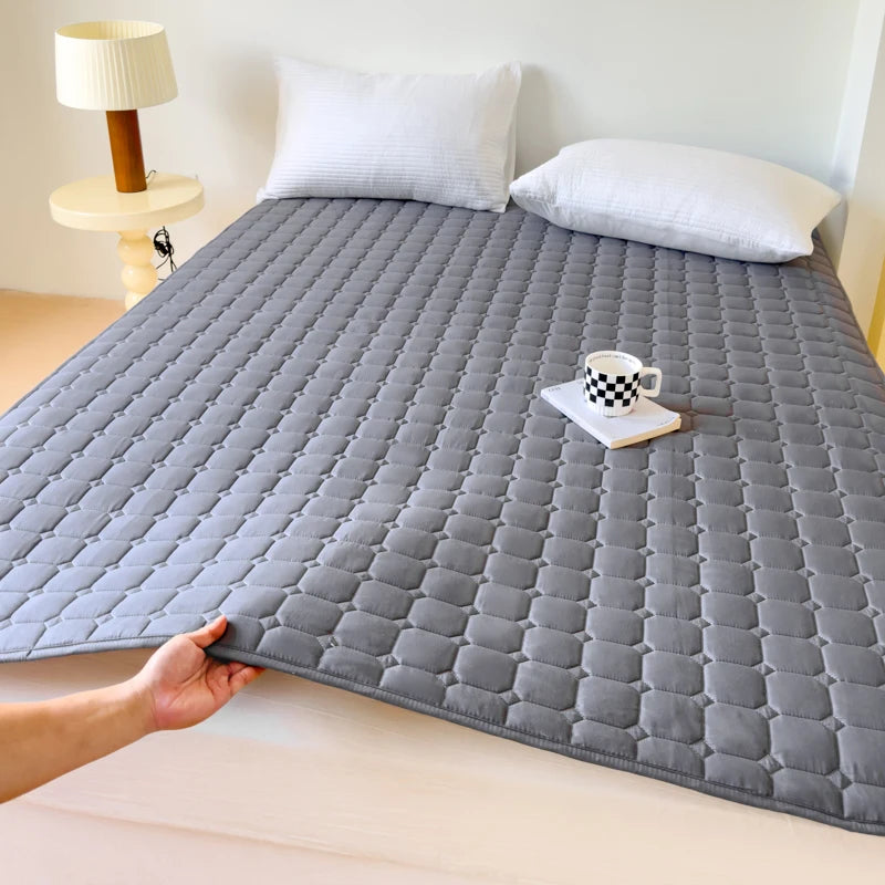 Quilted Waterproof Thick Mattress Topper Pad