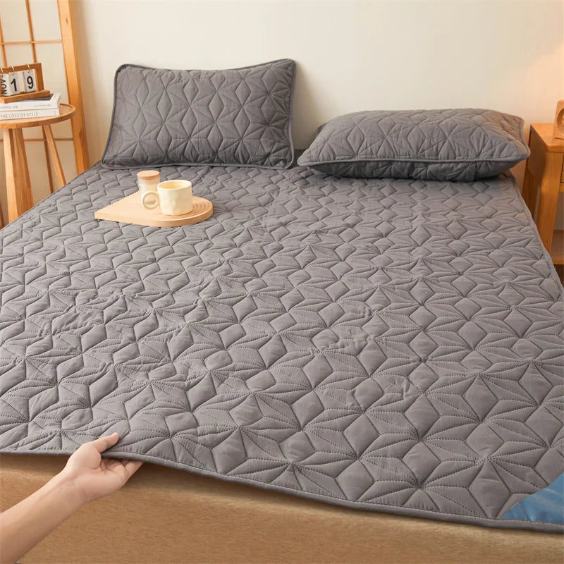 Quilted Waterproof Thick Mattress Topper Pad